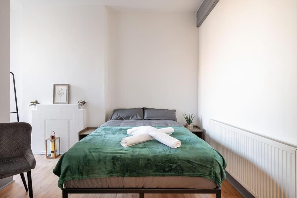 2A - Bright & Airy 2 Bed Flat - 20 Mins To Central Λονδίνο Εξωτερικό φωτογραφία