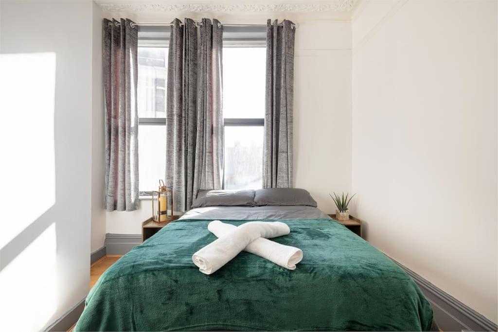 2A - Bright & Airy 2 Bed Flat - 20 Mins To Central Λονδίνο Εξωτερικό φωτογραφία