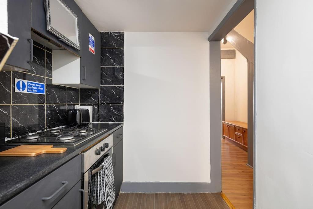 2A - Bright & Airy 2 Bed Flat - 20 Mins To Central Λονδίνο Εξωτερικό φωτογραφία
