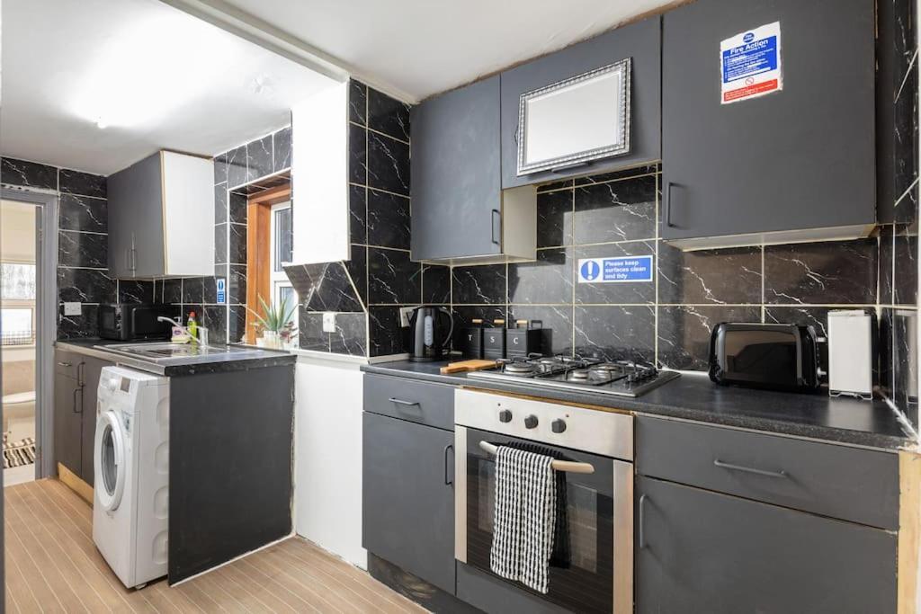 2A - Bright & Airy 2 Bed Flat - 20 Mins To Central Λονδίνο Εξωτερικό φωτογραφία